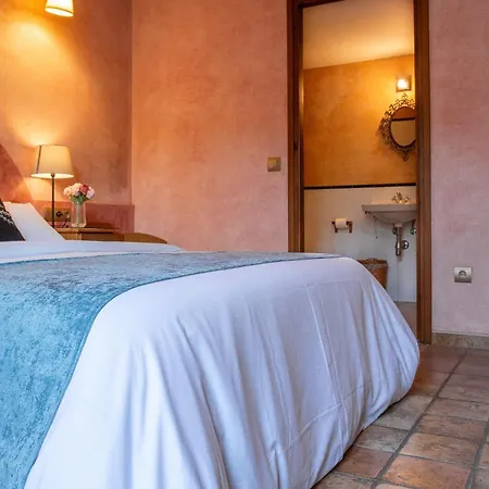 9 Km De L'escala Holiday home