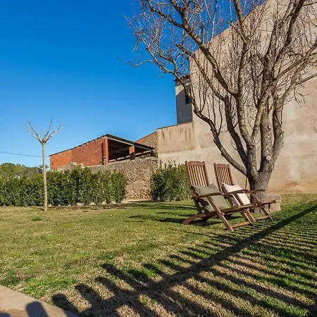 9 Km De L'escala Holiday home