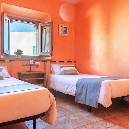 9 Km De L'escala Holiday home La Tallada